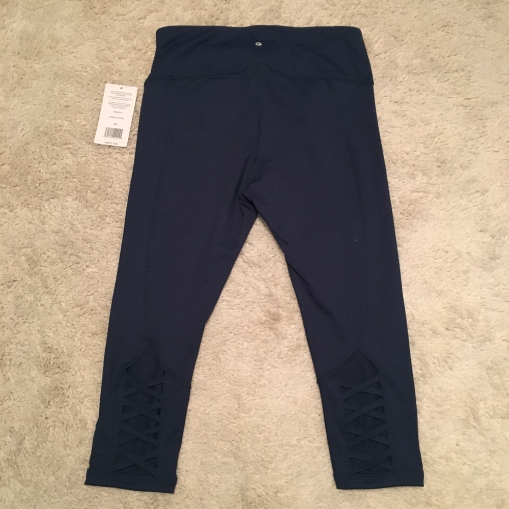 Active Life High-Waisted Crop Lattice Leggings NWT - Picture 3 of 7